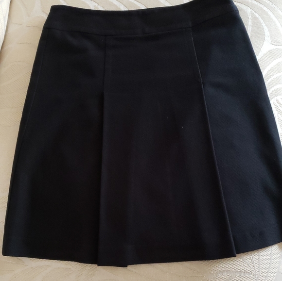 Trina Turk Los Angeles 2-PC Skirt Set - Picture 4 of 9